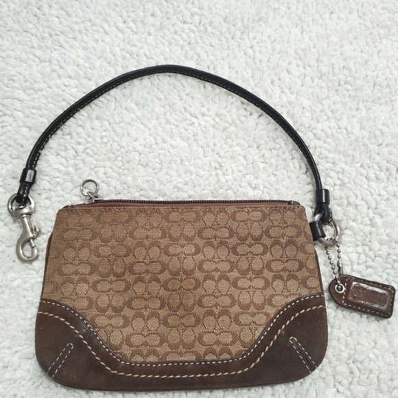 ♦️Vintage COACH Canvas w/ Suede Trim Wristlet♦️ - Picture 2 of 7